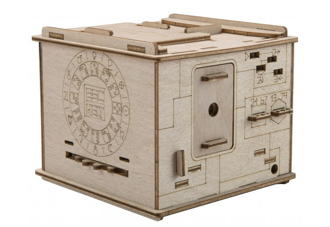 Images and photos of Space Box. ESC WELT.